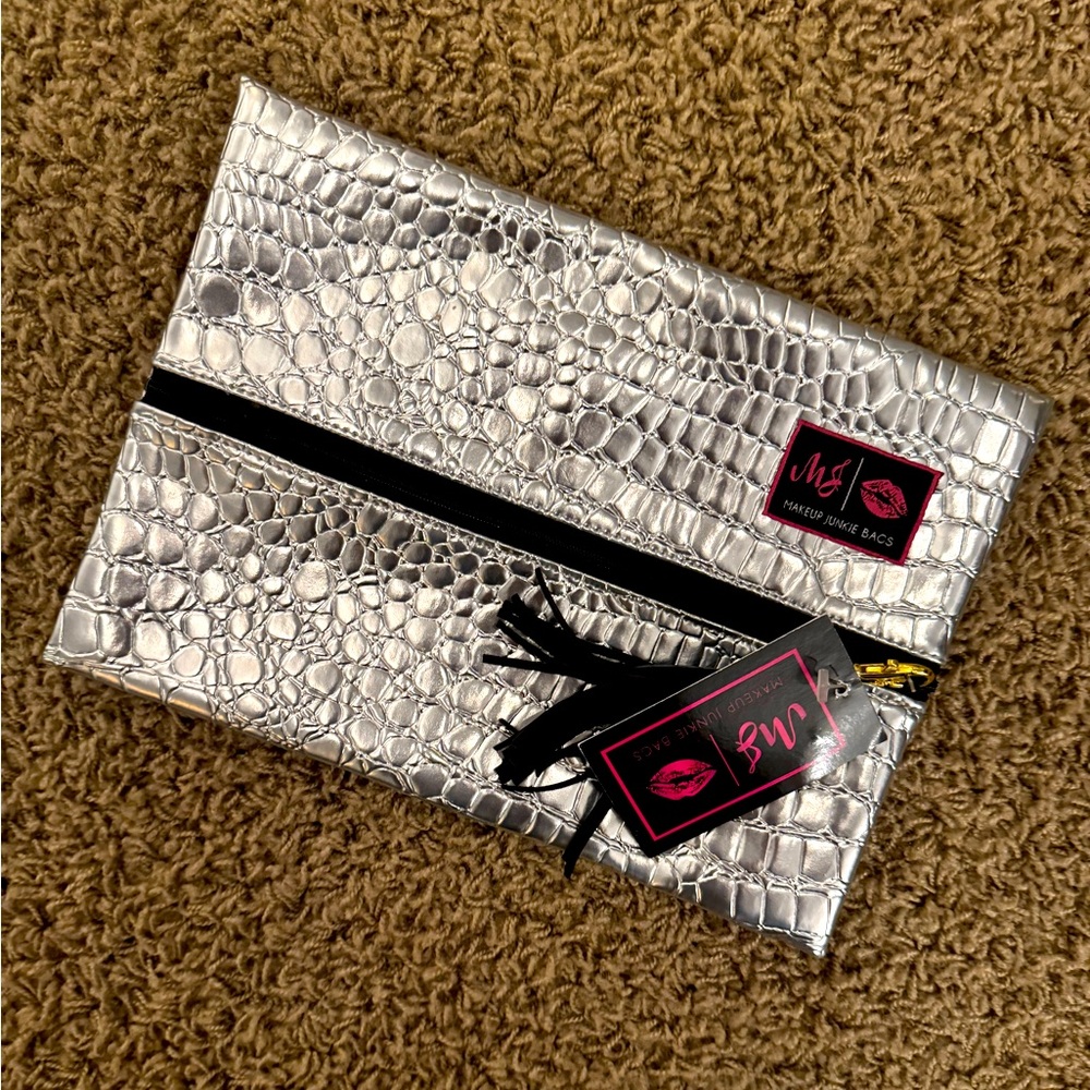 Makeup junky bag.